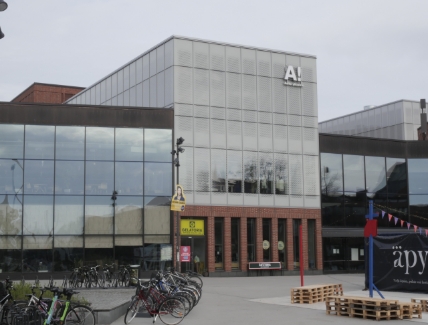 ④アアルト大学（旧ヘルシンキ工科大学）